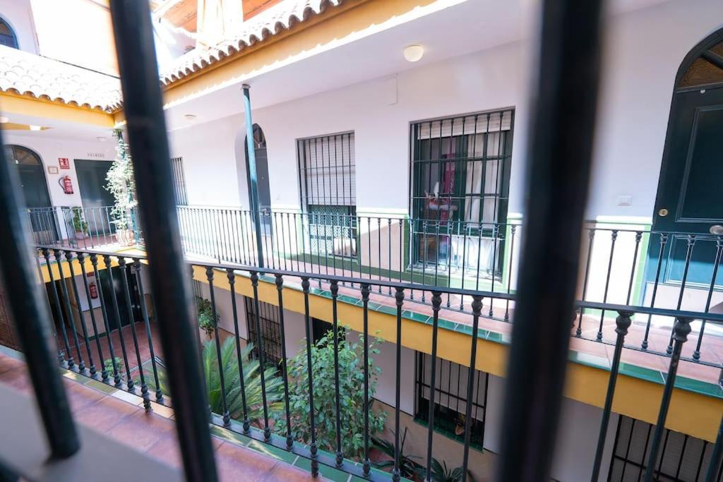Apartamento Junto A Las Setas De Sevilla Exterior photo