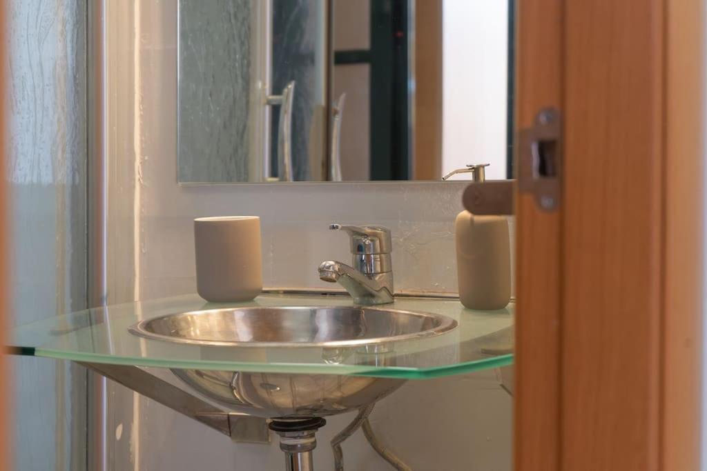 Apartamento Junto A Las Setas De Sevilla Exterior photo